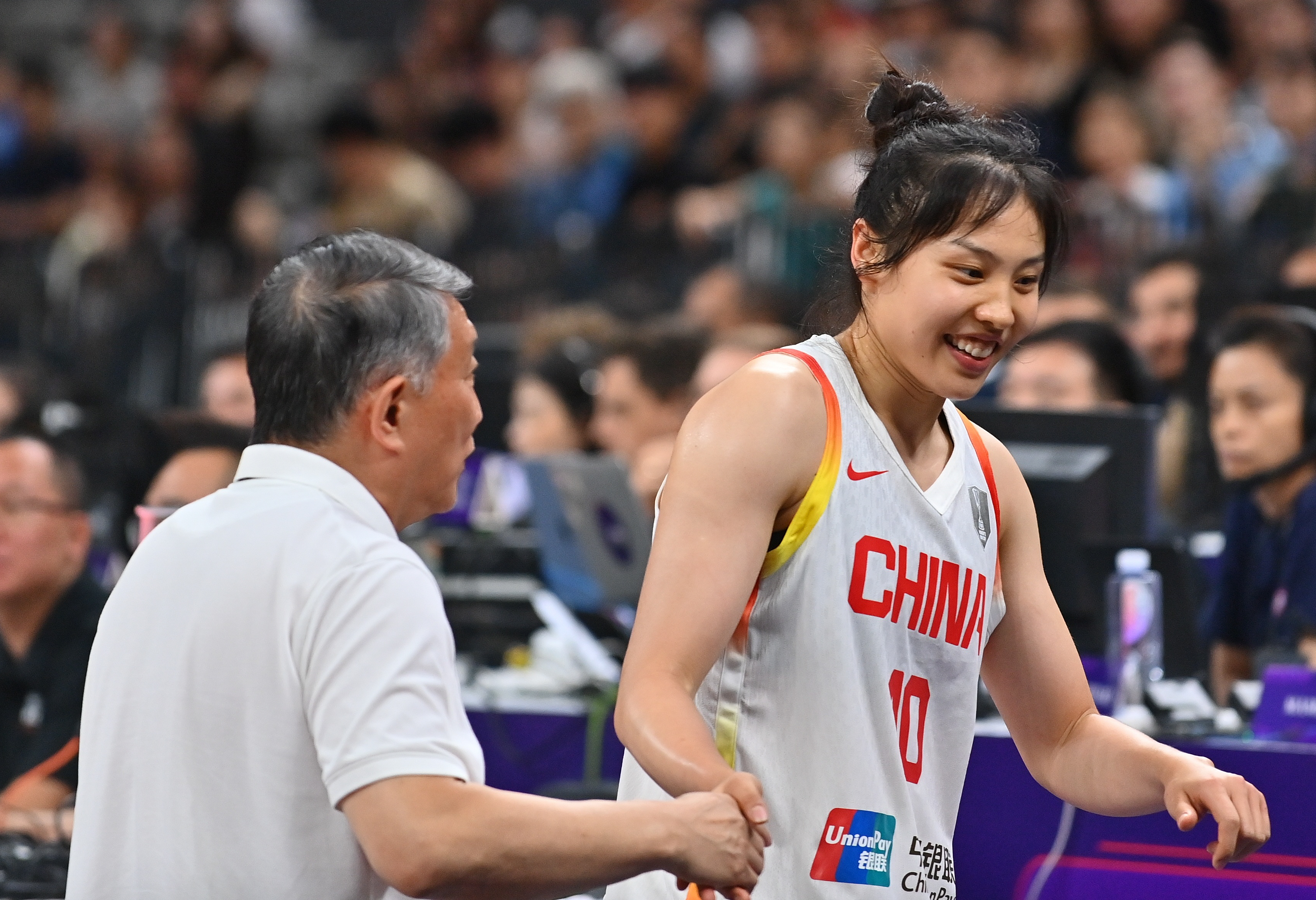 关于新西兰女篮表现出色,晋级下一轮的信息 关于新西兰女篮表现出色,晋级下一轮的信息